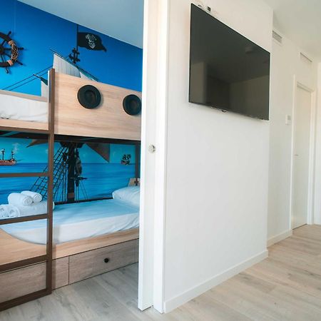 Magic Pirates Island Resort Benidorm Bagian luar foto
